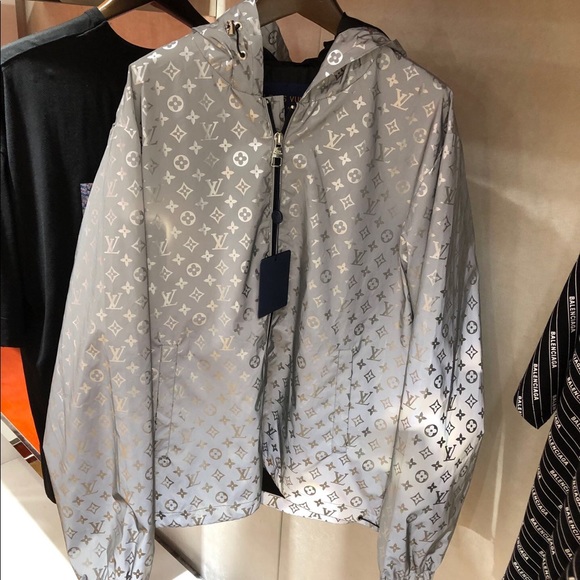 Louis Vuttion 3M Windbreaker size Medium